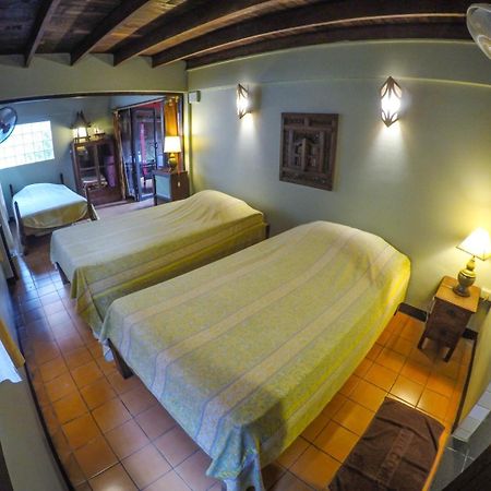 The Riverside Guest House Lampang Bagian luar foto
