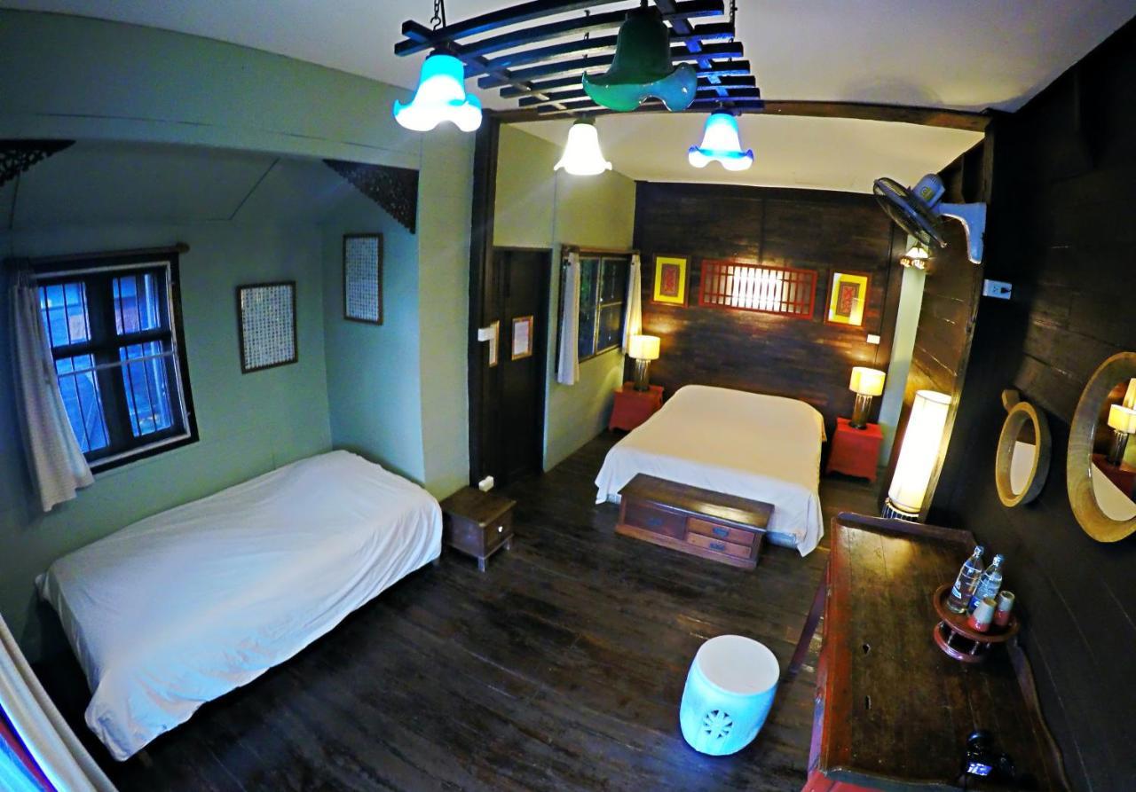 The Riverside Guest House Lampang Bagian luar foto