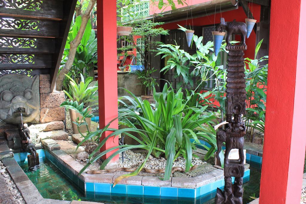 The Riverside Guest House Lampang Bagian luar foto