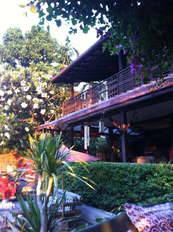 The Riverside Guest House Lampang Bagian luar foto